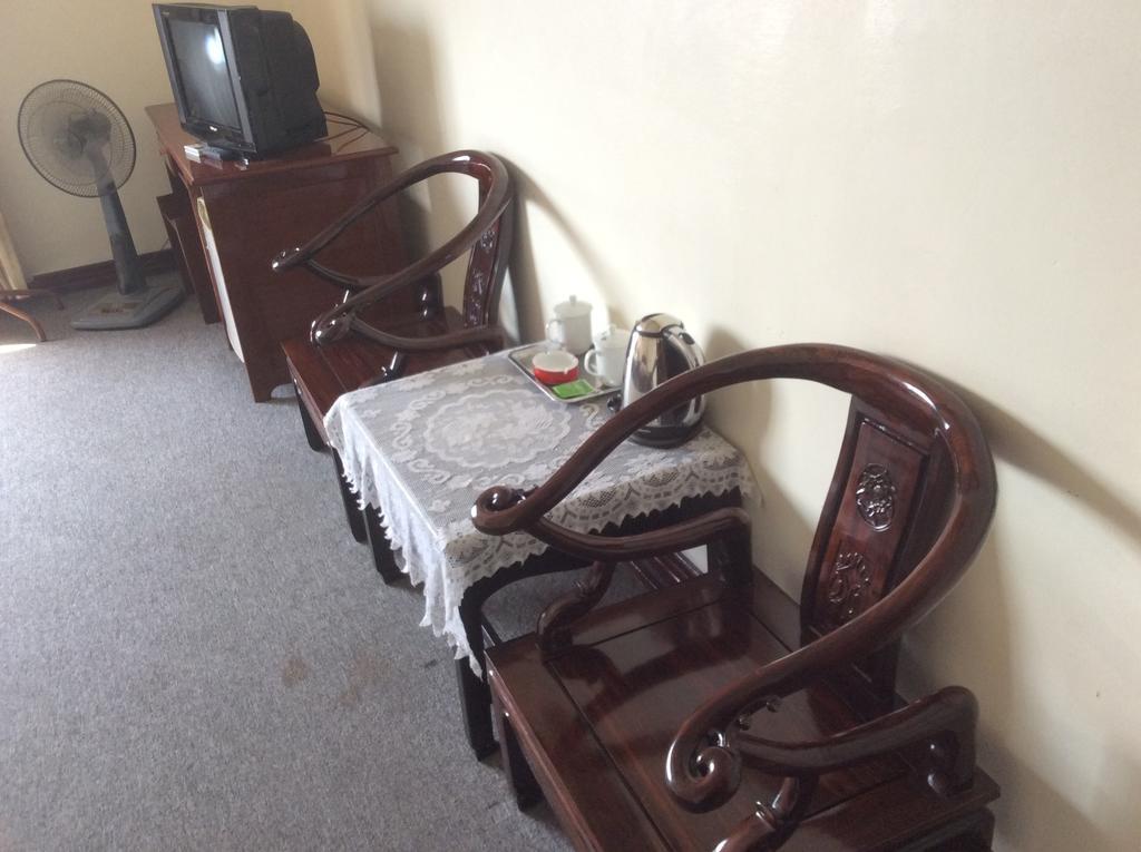 הלונג Ngoc Mai Hotel חדר תמונה