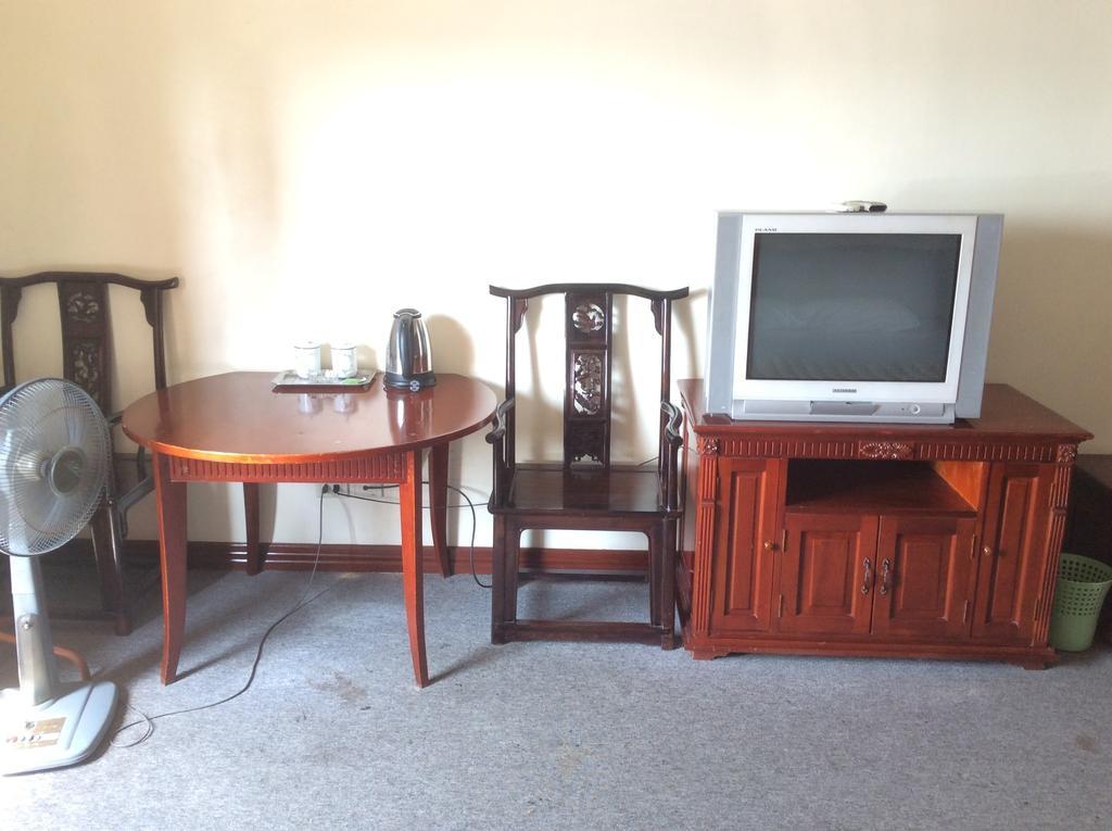 הלונג Ngoc Mai Hotel חדר תמונה